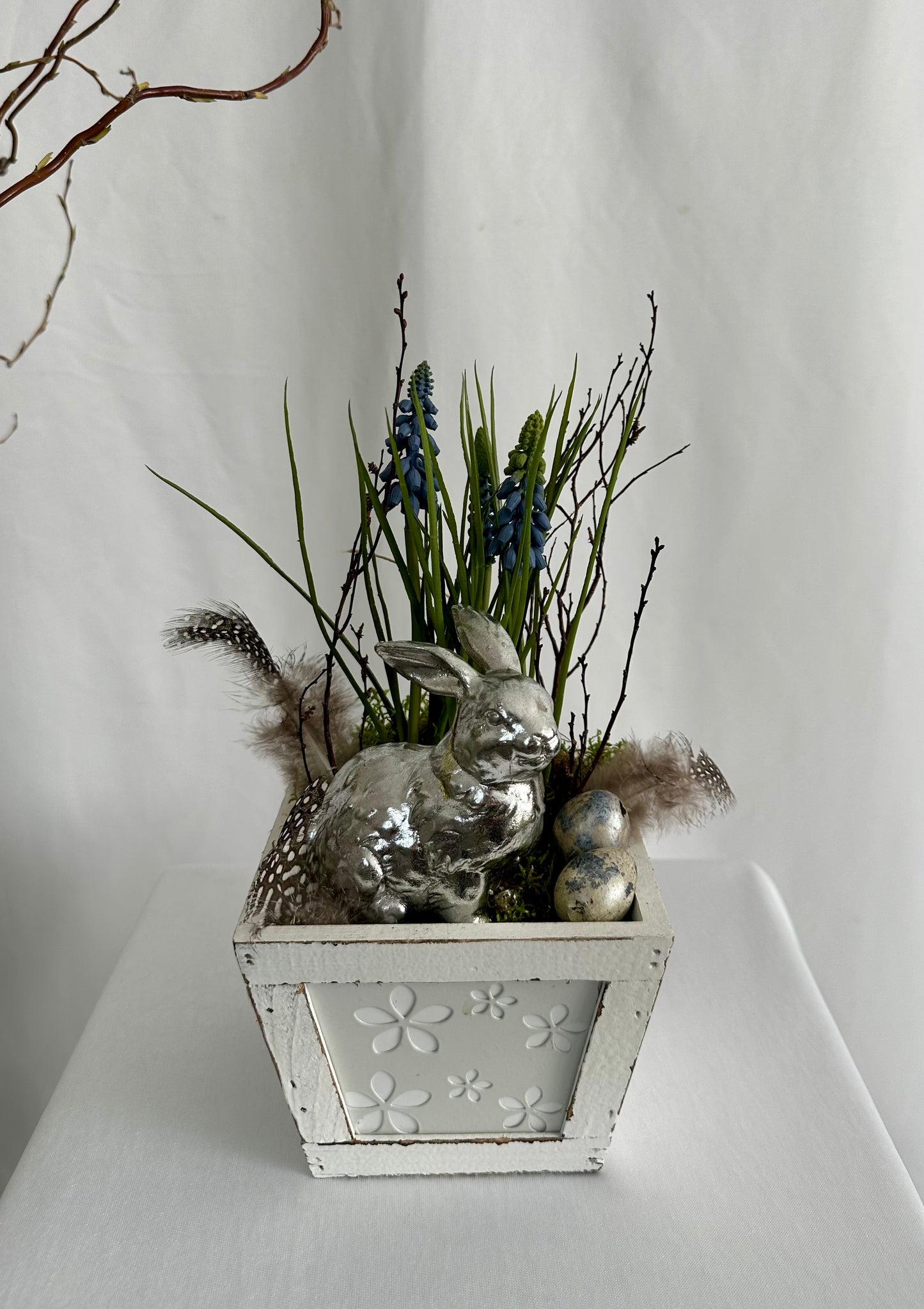 Osterzauber – Frühlingsgesteck