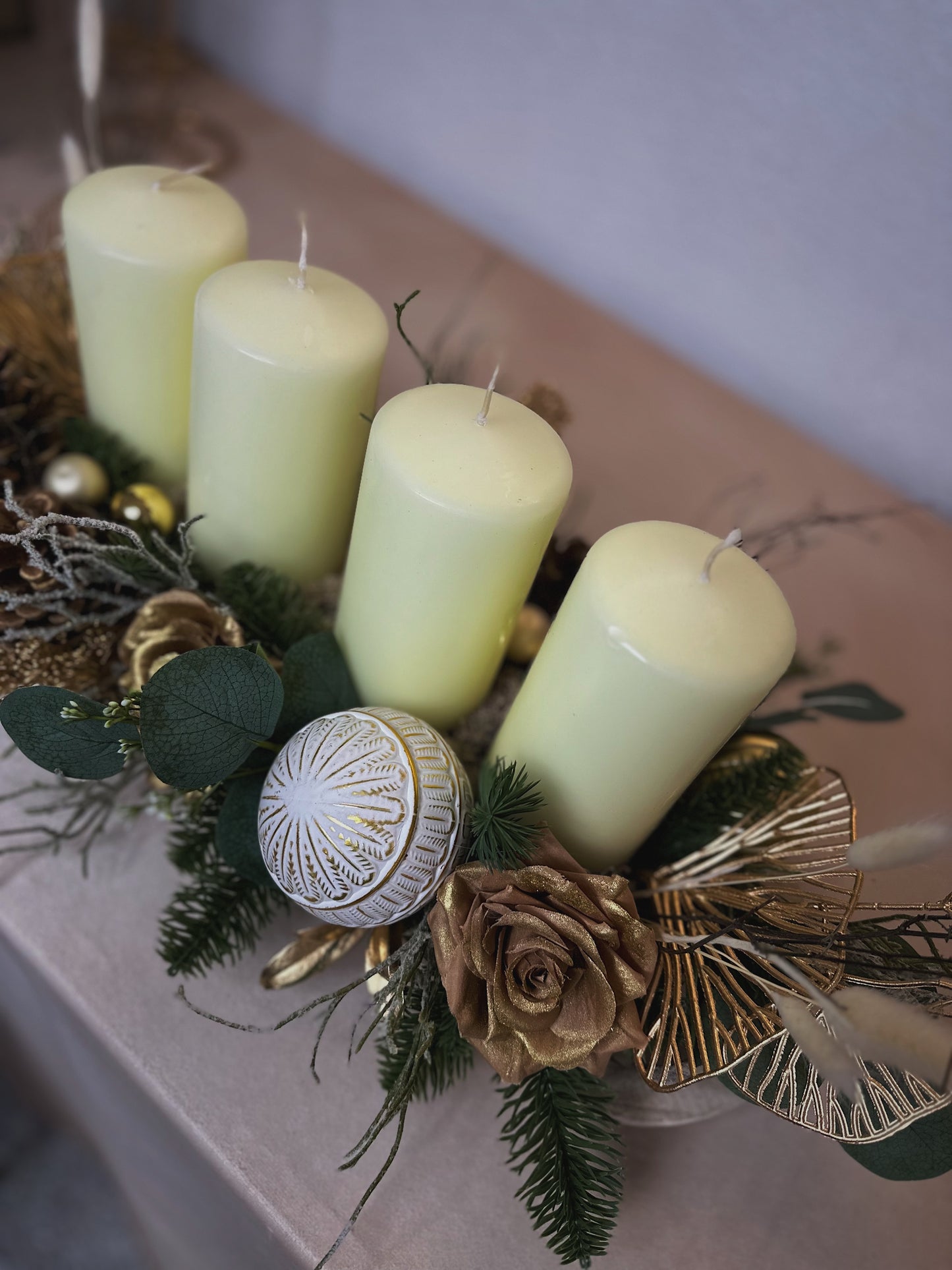 Adventsgesteck  Ivory Luxe